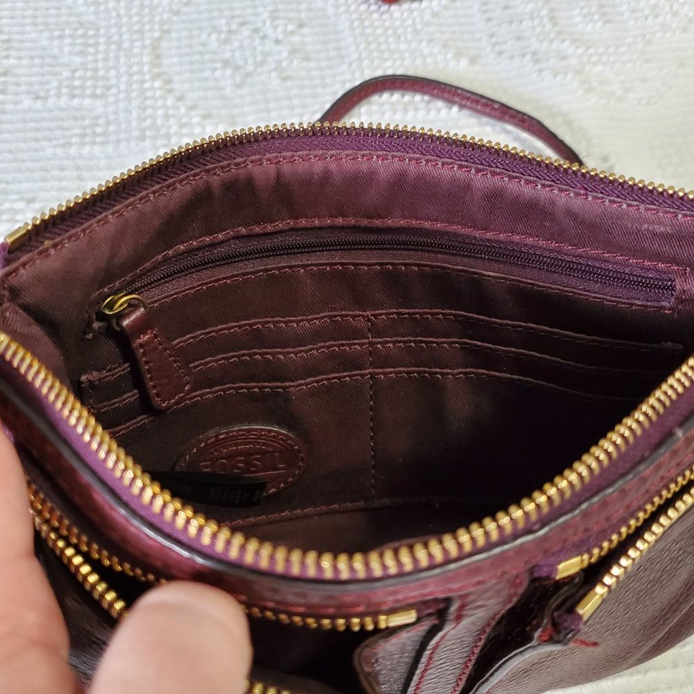 🍒 FOSSIL crossbody - Picture 8 of 16